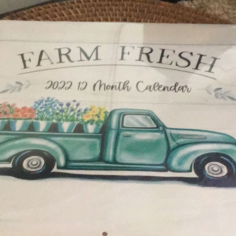 Crafts calendar for crafts. Hard to find 2022 still in packaging new
